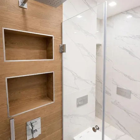 Luxury صوفيا